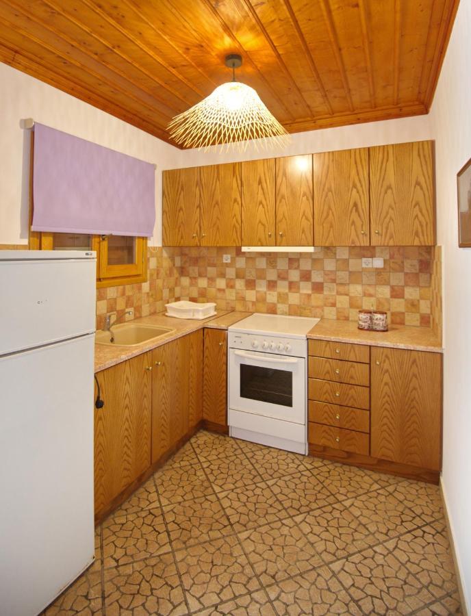 Petrino Villa Патитири Екстериор снимка
